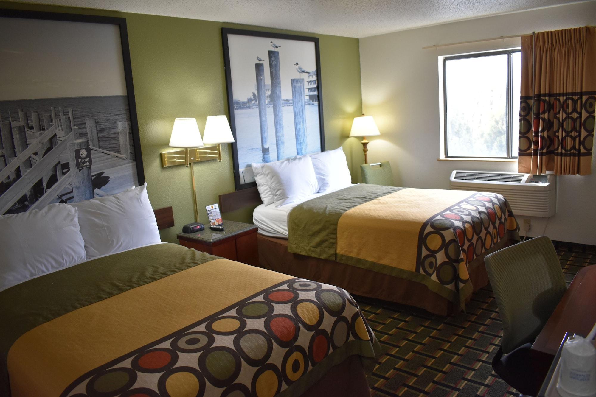 Super 8 By Wyndham Newport News/Jefferson Ave. Hotel Eksteriør billede