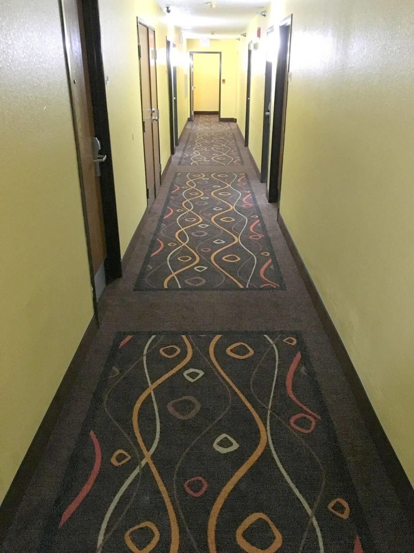 Super 8 By Wyndham Newport News/Jefferson Ave. Hotel Eksteriør billede